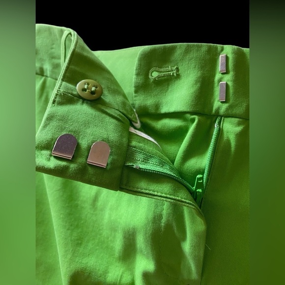Talbots-NWT Women’s 10 walking short. Beautiful Chartreuse green! 4 pockets New! - Picture 5 of 7